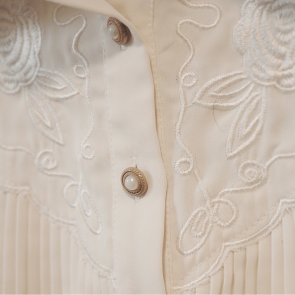 Simple Retro Western Shirt - Picture 4 of 5